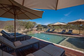 Tau Game Lodge