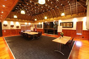 Tau Game Lodge