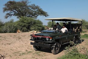 Tau Game Lodge