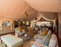 Tau Game Lodge