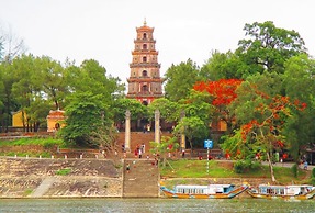 Century Riverside Hotel Hue