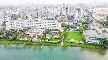 Century Riverside Hotel Hue