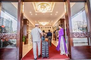 Century Riverside Hotel Hue
