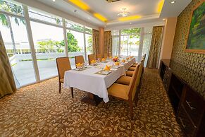 Century Riverside Hotel Hue