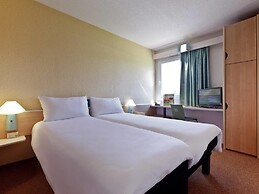 Ibis Guimaraes
