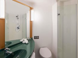 ibis Newcastle