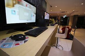 ibis Newcastle