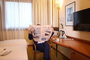 Phi Hotel Emilia