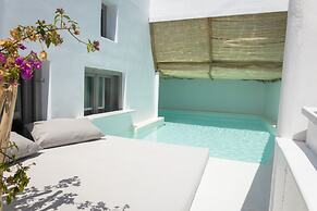 Deliades Mykonos
