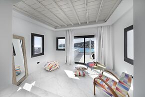 Deliades Mykonos