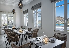 Deliades Mykonos