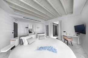 Deliades Mykonos