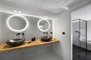 Deliades Mykonos