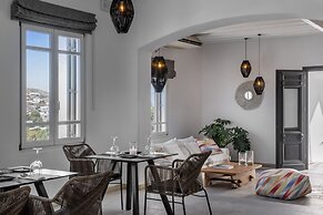 Deliades Mykonos