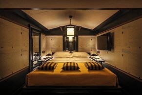 Duxton Reserve Singapore, Autograph Collection