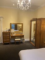 Langtry Manor Hotel