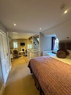 Langtry Manor Hotel