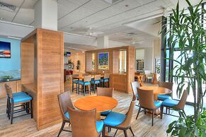 Bahama House