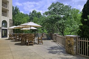 Music Road Resort Hotel and Inn