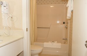 Flagship Inn and Suites