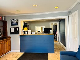 Flagship Inn and Suites