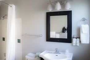 Courtesy Inn Downtown Eugene
