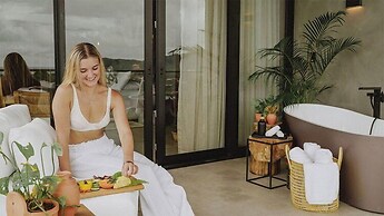 Surf Synergy All-Inclusive Surf Retreat
