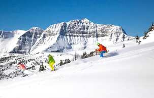 Sunshine Mountain Lodge