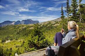 Sunshine Mountain Lodge