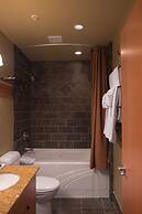Sunshine Mountain Lodge