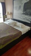 Super 8 by Wyndham Cambridge/Kitchener/Waterloo Area