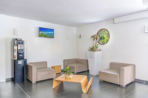 Zenitude Hôtel-Résidences le Salako
