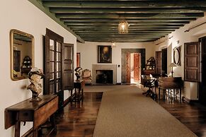 Hotel PAX Casona del Busto