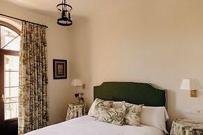 Hotel PAX Casona del Busto