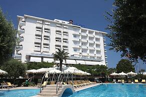 Hotel Bristol