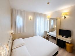 Hotel Bristol
