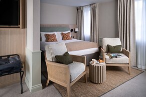 North Lakes Hotel And Spa