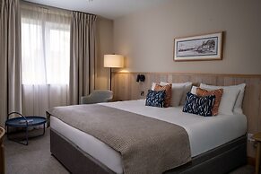 North Lakes Hotel And Spa