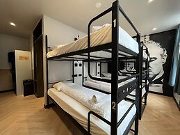 Heart Of Amsterdam - Hostel