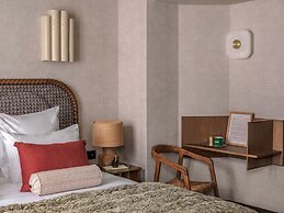 Hotel Suzie Blue