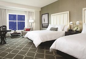Hotel Commonwealth
