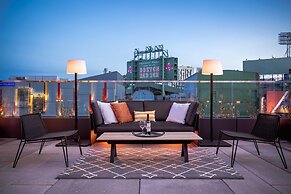 Hotel Commonwealth