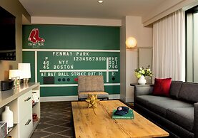 Hotel Commonwealth
