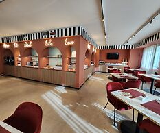 Bleis Hotel