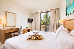 Kassandra Palace Seaside Resort