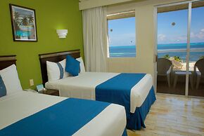Aquamarina Beach Hotel