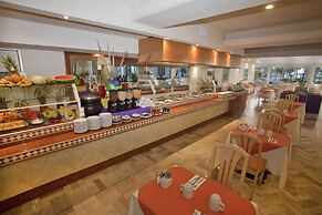 Aquamarina Beach Hotel