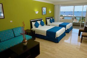 Aquamarina Beach Hotel