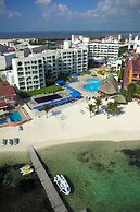 Aquamarina Beach Hotel