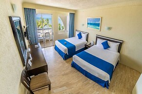 Aquamarina Beach Hotel